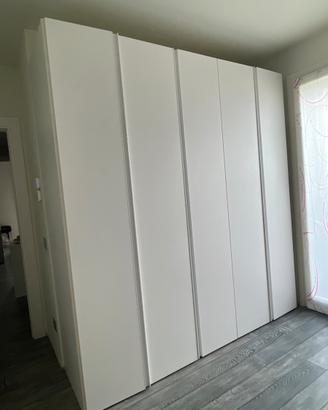 Armadio bianco