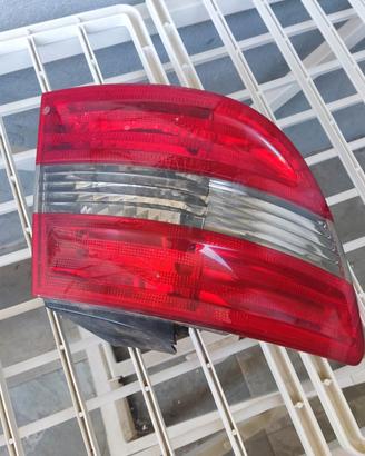 fanale luci stop faro Mercedes b