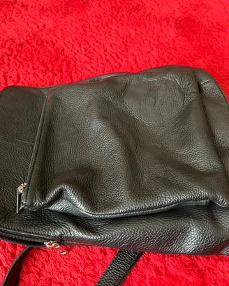 Borsa nera in pelle 36 × 30 cm