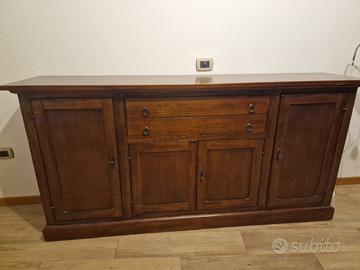 Mobile da salotto di legno massiccio