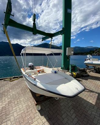 Barca a motore senza patente Verbania