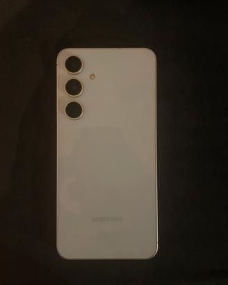 vorrei iphone 14 pro/15 per permuta con s24 fe e…