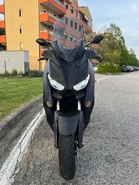 Xmax 400