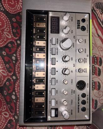 Korg volca bass e volca beats