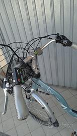 bicicletta elettrica a pedalata assistita 24 V  10