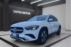 Mercedes-Benz GLA 180 d Auto Progressive Adva...