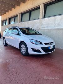 Opel Astra 1.6 CDTI