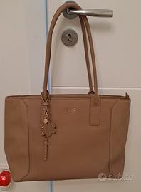 Borsa nuova in ecopelle firmata Liu.Jo 