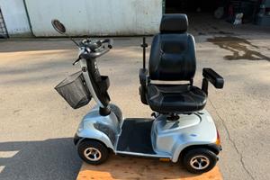 Scooter elettrico 4 ruote per anziani