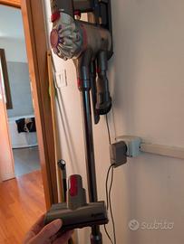 Dyson v8 absolute aspirapolvere  senza fili