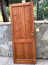 2 porte in legno