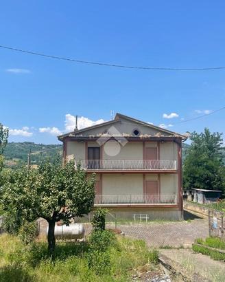 5 LOCALI A SANT'ANGELO A CUPOLO