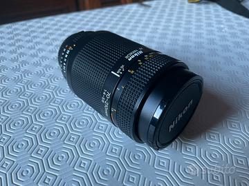 Obiettivo autofocus Nikon Nikkor 70-210