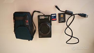 Nikon Coolpix S8200 