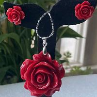 Parure rosa intagliata di corallo rosso NUOVA