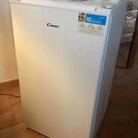 Frigo piccolo candy CUHS38-FW