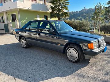 Mercedes 190E
