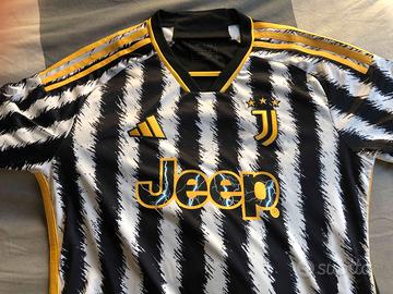 Maglia Juventus ufficiale 2023 2024 - Sports In vendita a Milano