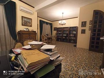 Stanza Uso Studio Professionale