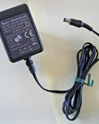 ALIMENTATORE SPINA 230Vac / 5V 1000mA (1A) SA106E