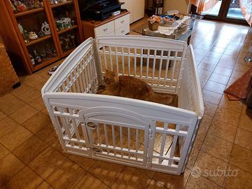 Recinto per animali domestici di piccola taglia.