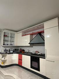 CUCINA GIOMO COMPLETA-come nuova usata poco