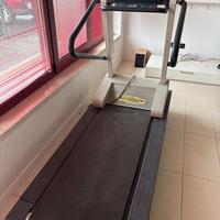 Tapis roulant professionale Technogym Run XT