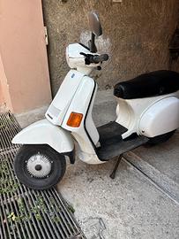 Vespa cosa 125