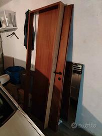 Porta in legno per interno