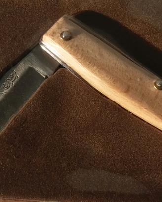 Coltello da collezione manico in legno