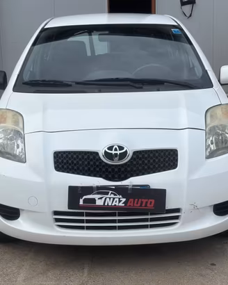 Toyota Yaris 1.0 5 porte