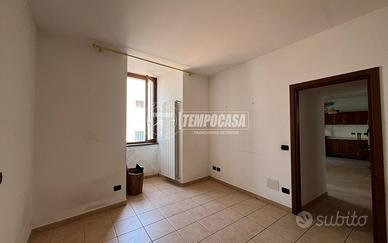 2 LOCALI SENZA SPESE CONDOMINIALI