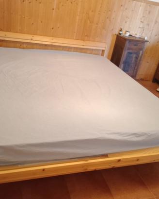 letto matrimoniale IKEA