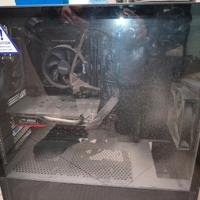 computer fisso come nuovo senza monitor