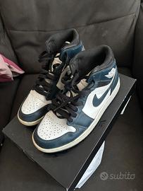 Air Jordan 1 Mid