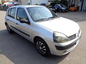 RENAULT Clio 1.2 16V cat 5 porte Confort