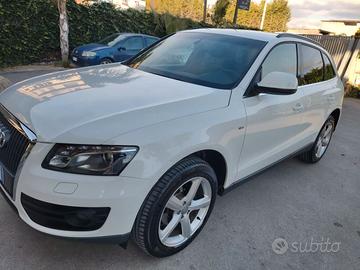 AUDI Q5 2012 QUATTRO