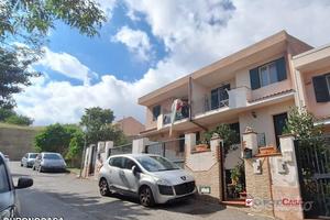 Svincolo San Filippo, villetta semindipendente