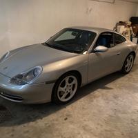 Porsche 911 (996) Carrera 4