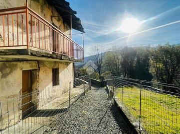 CASA SEMINDIPENDENTE A LANZO TORINESE