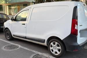 Dacia Dokker // 2013