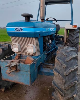 trattore ford