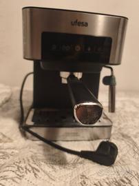 Macchina da caffè UFESA con montalatte