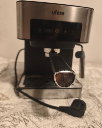 Macchina da caffè UFESA con montalatte