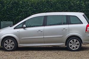 OPEL ZAFIRA METANO/BENZINA