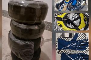 Casco Arai e accessori e Abbigliamento karting 14a