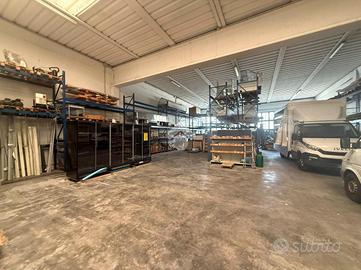 CAPANNONE A VEGGIANO