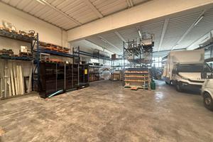 CAPANNONE A VEGGIANO