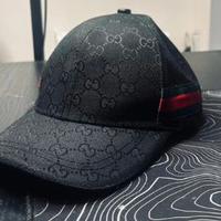 Cappello nero Gucci