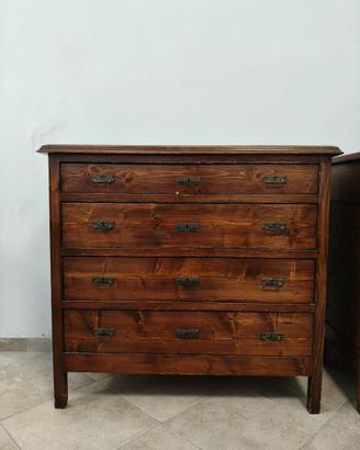 Cassettiera in legno